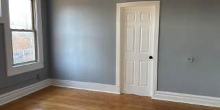 702-704 S 19 St. Gallery 5