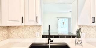 6660 Bay Street Gallery 19