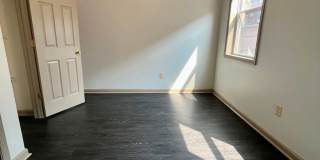 Stunning 6-Bedroom Townhome Steps Away from Temple! Available NOW! RENT SPECIAL - One Month FREE on 13-month lease! Gallery 13
