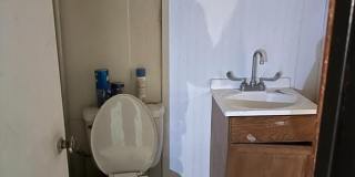 1192 YORKSHIP SQUARE Gallery 14