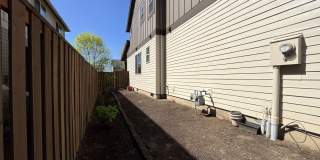 3BD/3BA Bethany Home with Vaulted Ceilings, Stainless Appliances & Gas Fireplace Gallery 44