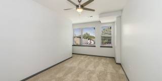 Wilshaw Apartments Gallery 25