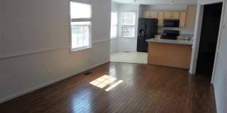 One Level Duplex with Garage Gallery 3