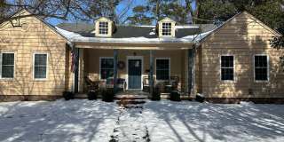 Fully Furnished 3 Bed 2 Bath Home Gallery 1