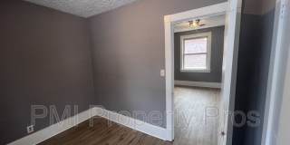 2945 N 23rd St Gallery 37