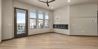 Double R Living Gallery 3