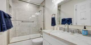 4901 E Kelton Lane Gallery 10
