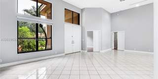 1256 Manor Dr S Gallery 5