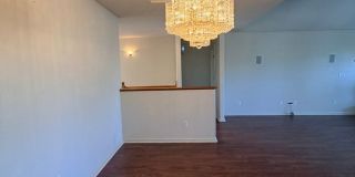Beautiful Lakefront Home in the Vineyard! 55+ community Gallery 18