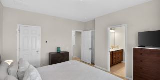 Spacious 3BR Townhome in North Brunswick Gallery 21