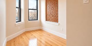 295 Bainbridge St Gallery 3