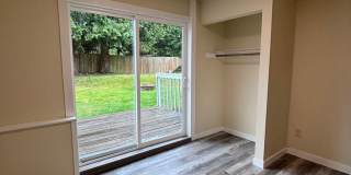 Beautifully Updated 4-Bedroom Home in Desirable Northeast Tacoma Beautifully Updated 4-Bedroom Home in Desirable Northeast Tacoma Gallery 26