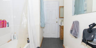 Available 6/1! Fantastic Brighton 1-bed/1-bath apartment Gallery 5