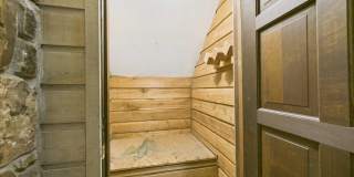 651 S Monarch Street unit: 104 Gallery 4