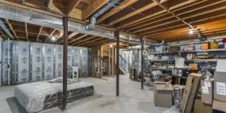 Modern Colonial Single-Family Home Gallery 39