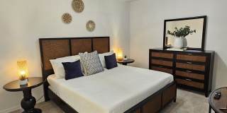 Annual UNFURNISHED or FURNISHED for your convenience: 2 Bedroom 2 Bathroom 2nd Floor Elevator access Condo in Wellen Park with GOLF MEMBERSHIP available! Gallery 43