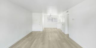 110 South Swall Apartments Gallery 16