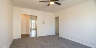 6405 N Hamilton Avenue Gallery 4