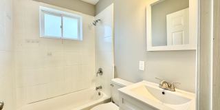 Newly Renovated One Bedroom Duplex - Move In Special! Gallery 6