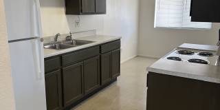 625 Jackson Ave Gallery 1