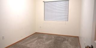 Spacious 3-Bedroom Ground-Floor Condo for rent in the Heart of Ankeny Gallery 13