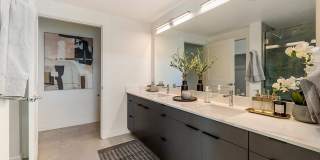 Post District Gallery 28