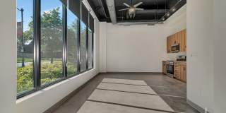 Cloud on Fifth Gallery 270