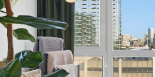 Post Chicago Gallery 100