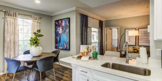 Avana Soco Gallery 1