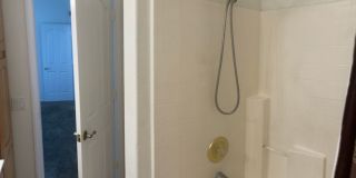 3rd floor with balcony - Boulder City Gallery 7