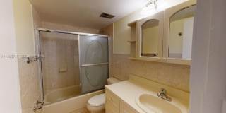 1955 NE 135th St Gallery 18