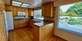 266 Valley Oaks Drive Gallery 8