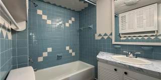 1177 Arcadia Street Gallery 18