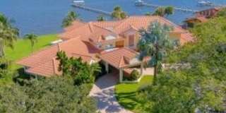 901 SE Riverside Drive Gallery 1