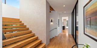 623 N Edinburgh Ave Gallery 17