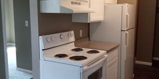 701 Lily Lane Gallery 1