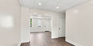 3 Bed, 1 Bath Available Now! Gallery 5