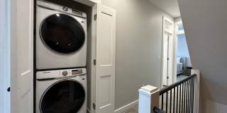 Newly Renovated 2 Bed, 2.5 Bath Furnished Home in Columbus Gallery 27