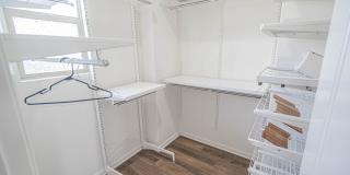 Unique 4-Bedroom, 3-story Live/Work Townhouse in the lushly landscaped Villa Metro Community! Gallery 28