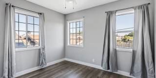 Beautiful 1BR 1BA Unit with Attached 1-Car Garage Located Near USC Gallery 1