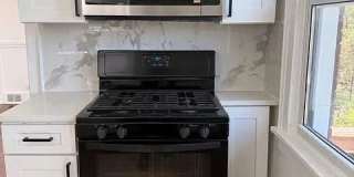 715 Means Avenue Gallery 11