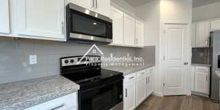Newer Sacramento 4bd/2.5ba Home! Gallery 8