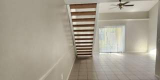 2/2 townhouse Gallery 9