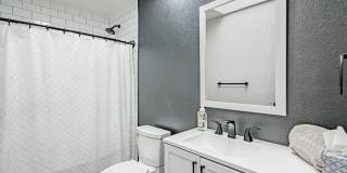 3BD, 2.5BA Arapahoe Lake Park Townhome Near DTC Gallery 27