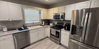 3 Bed 2 Bath Single  Family Home in OGDEN/Murrayville Gallery 9
