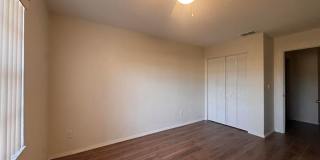 2/1.5 in Concord Condominiums Gallery 13