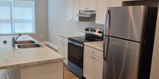Charming 3 bed, 1.5 bath Gallery 7