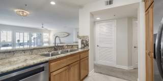 400 N Pacific St Gallery 6