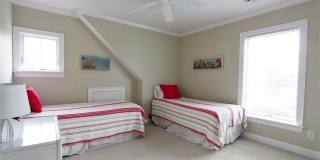175 Sunset Lane Gallery 34