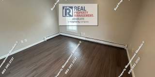 Cozy 2 Bedroom Upstairs Unit Gallery 14